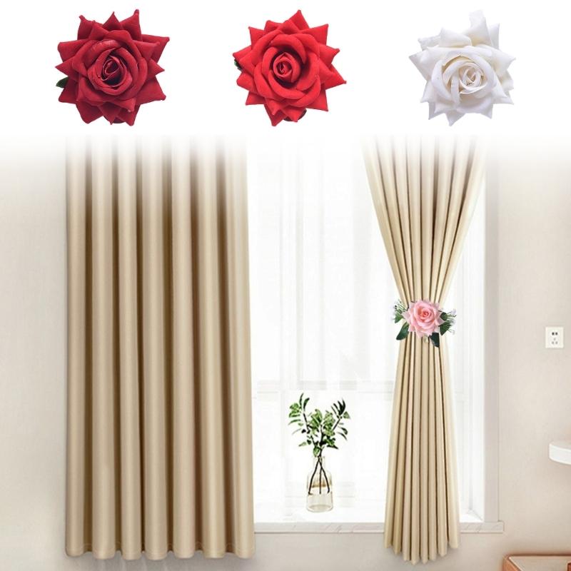 Balení 4 záclonových držáků Klipy Elegantní umělá růže Držák na okenní závěsy Držáky pro domácí svatební dekorace