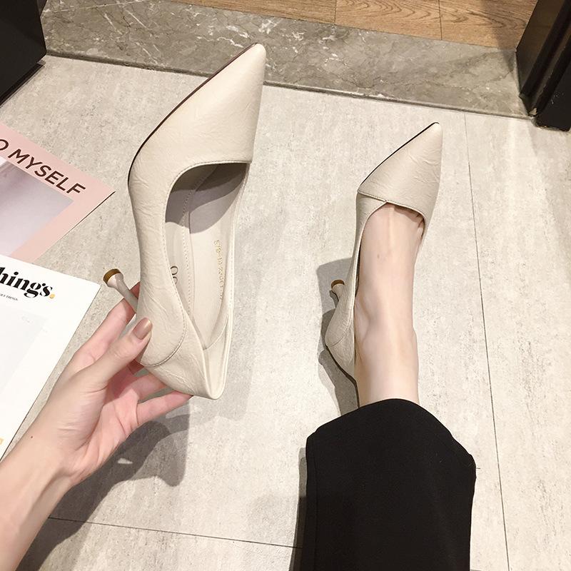 

Туфли-лодочки с острым носком, с неглубоким вырезом, новые, черные, из маленькой кожи, женские, для профессиональной работы, рабочие, на шпильке, на высоком каблуке 35