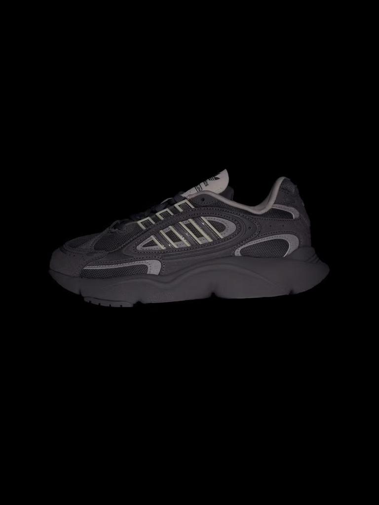 Adidas OZMILLEN Classic Versatile Sports Shoes - Men's and Women's - Adidas Clover KJ6990