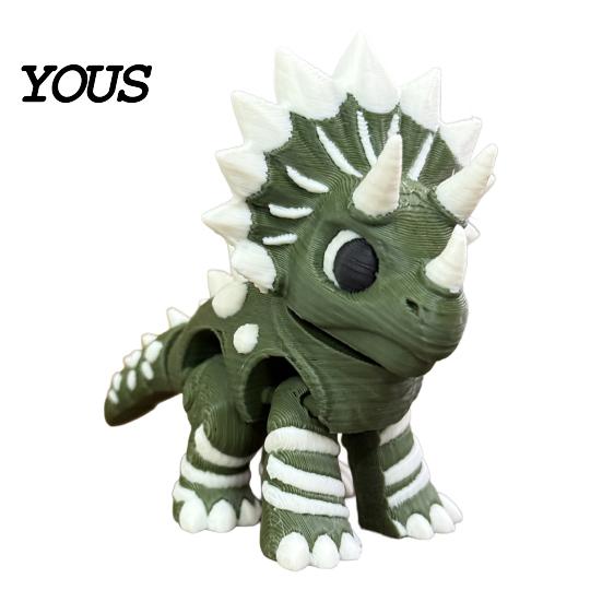 Fun Dinosaur Desk Accessory 3D Printed Three-Horned Figurine with Articulated Joints, Green White Toy Exquisite Collectible Textured Spikes,