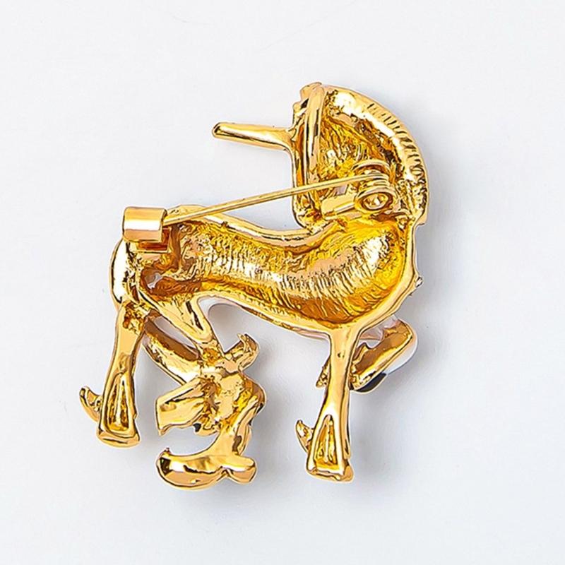 Crystal Studded Equestrian Pin White Horse Brooch Multipurpose Fashion Accent Suitable For Casual And Special Occasions