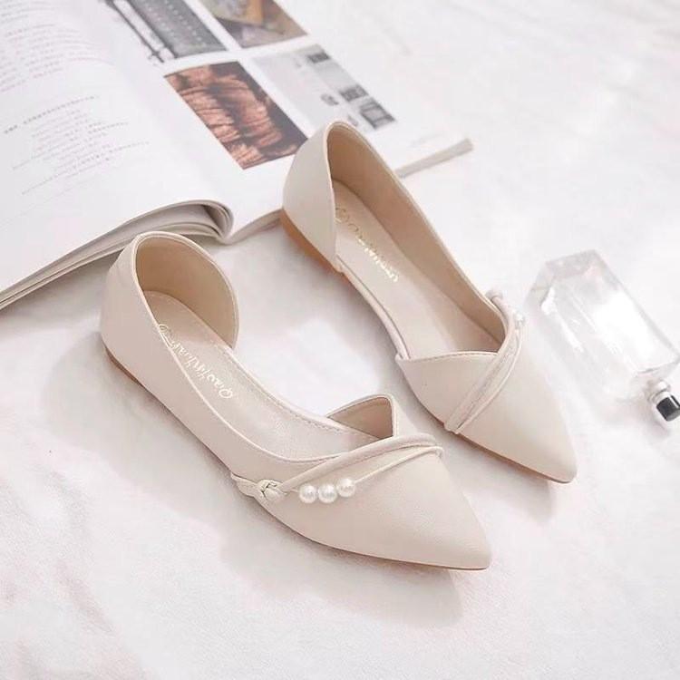 Spring Womens Flat Loafer With Glittering Pu Material For Casual Wear