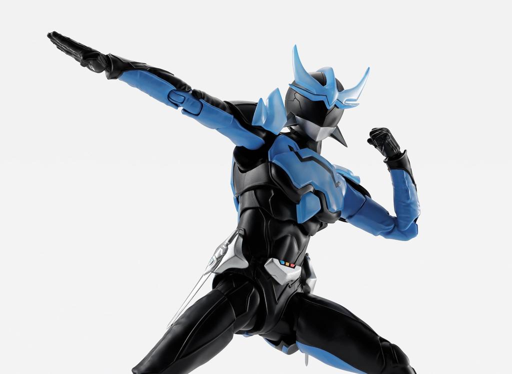 S.H. Figuarts (Método de Escultura em Osso Real) Wingman Aproximadamente 145mm Figura Pintada de PVC e ABS