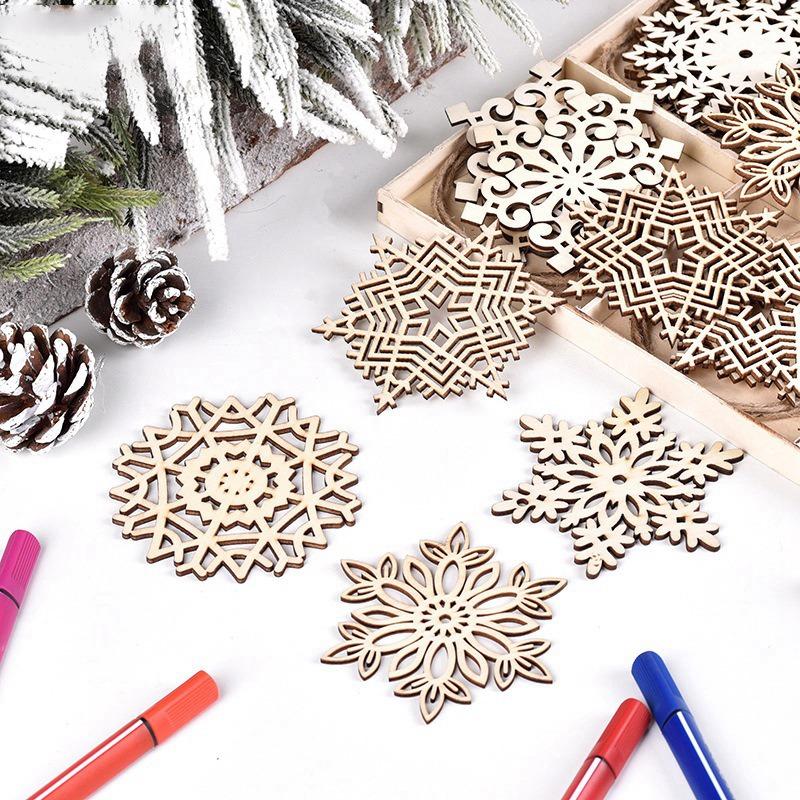 24 Wooden Snowflake Decorations Christmas Tree Hanging Decoration Snowflake Shape Decoration Hollow Hanging Decoration