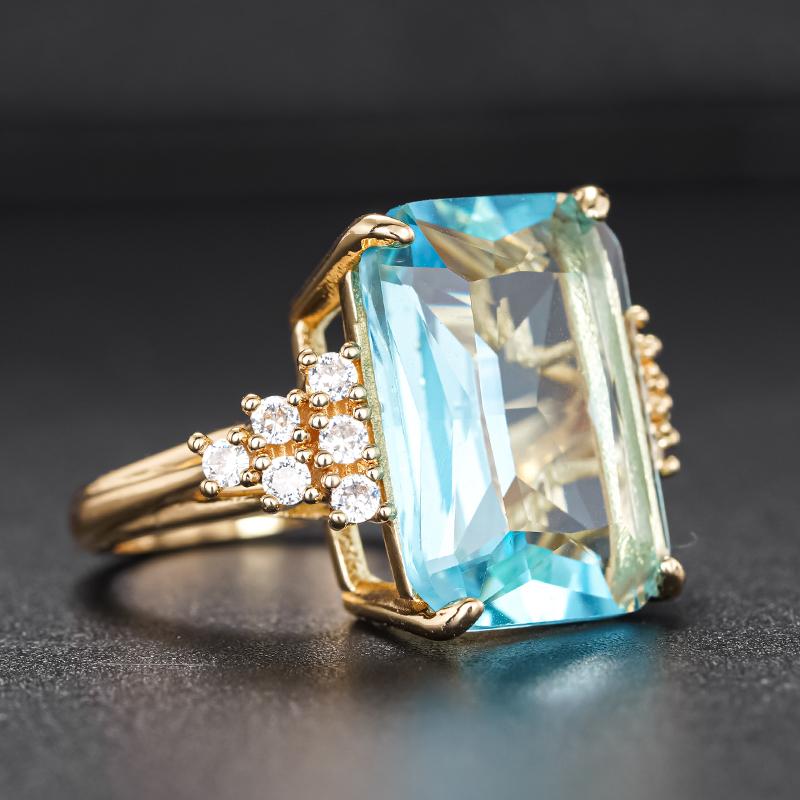 Huitan Gorgeous Women Gold Color Ring Luxury Wedding Party Inlaid Bright Blue Cubic Zirconia Accessories Fashion Chic Jewelry