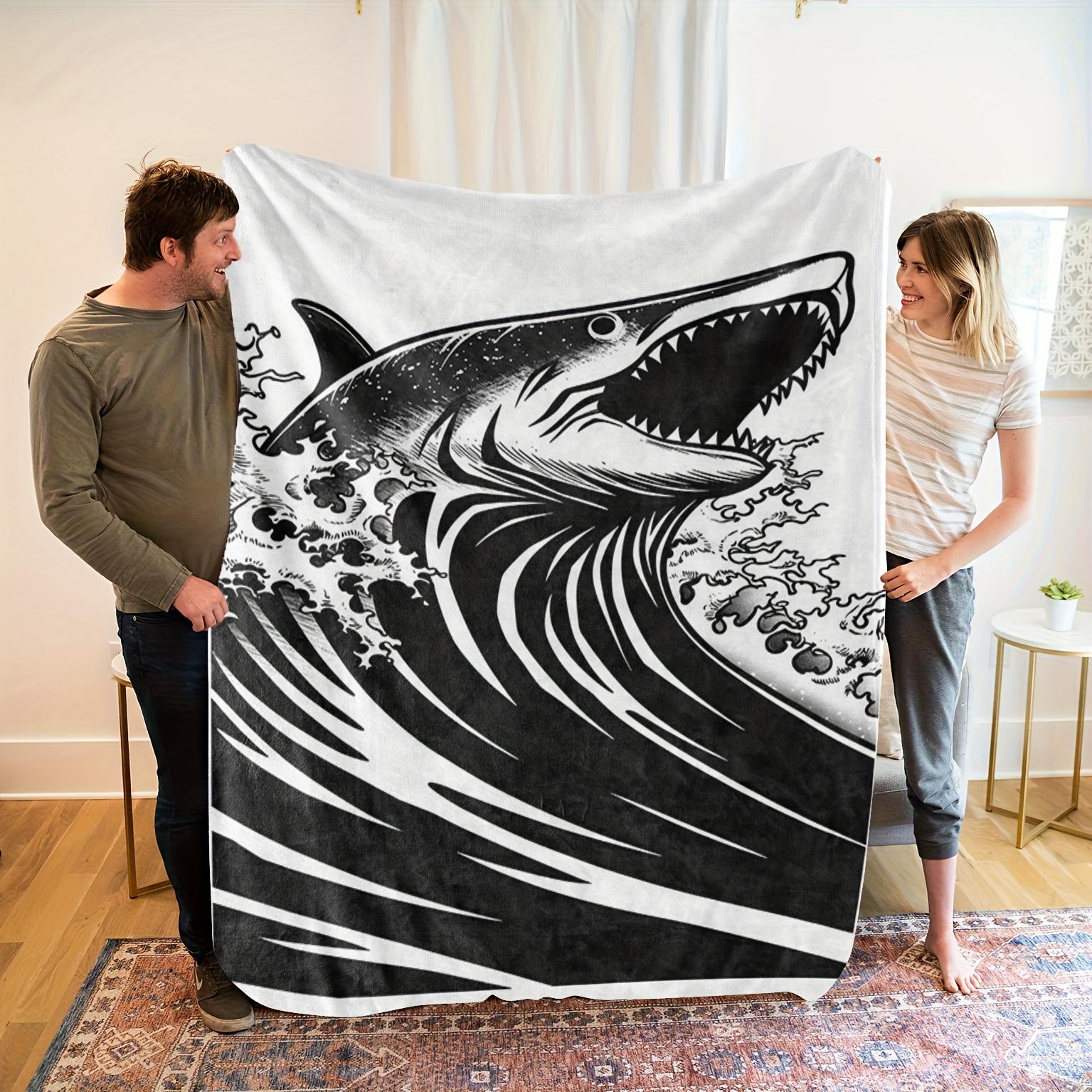 

Shark Theme Flannel Blanket - Soft Polyester, High-Definition Black & White Shark Print, All-Season Cozy Throw for Bed, Cou 75x90cm
