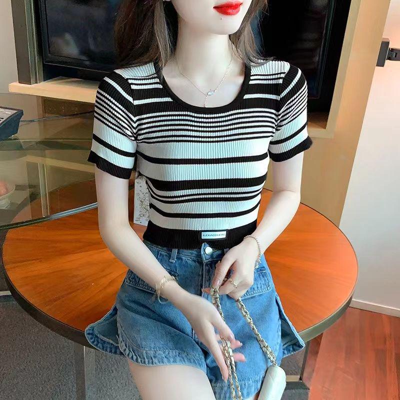

Women s Summer 2025 Striped Short-Sleeve Slim Knit Top Small