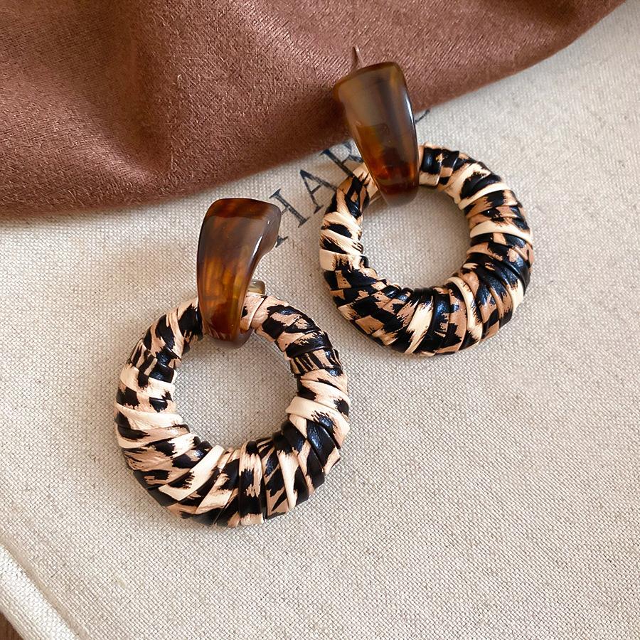 European and American retro autumn and winter geometric leather leopard print earrings light luxury stud earrings personality temperament earrings