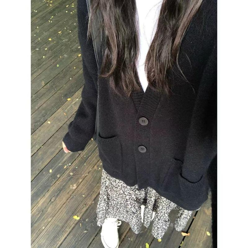 Soft Waxy V-neck Long-sleeved Lazy Sweater Jacket for Women's Autumn and Winter Loose Feeling Casual Outer Wear Knitted Cardigan for Women