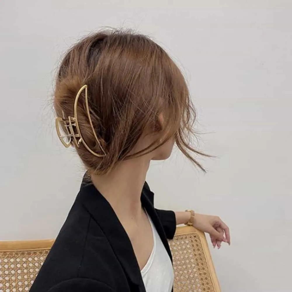 Matte metallic twist updo hair clip updo hair clip hair clip 9 Metal Big Matte Crescent Silver