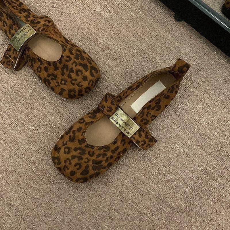 Women's Retro Suede Mary Jane 2026 Autumn Comfortable Non Slip Outdoor Casual Shoes Leopard Print Shallow Mouth Flat Shoes