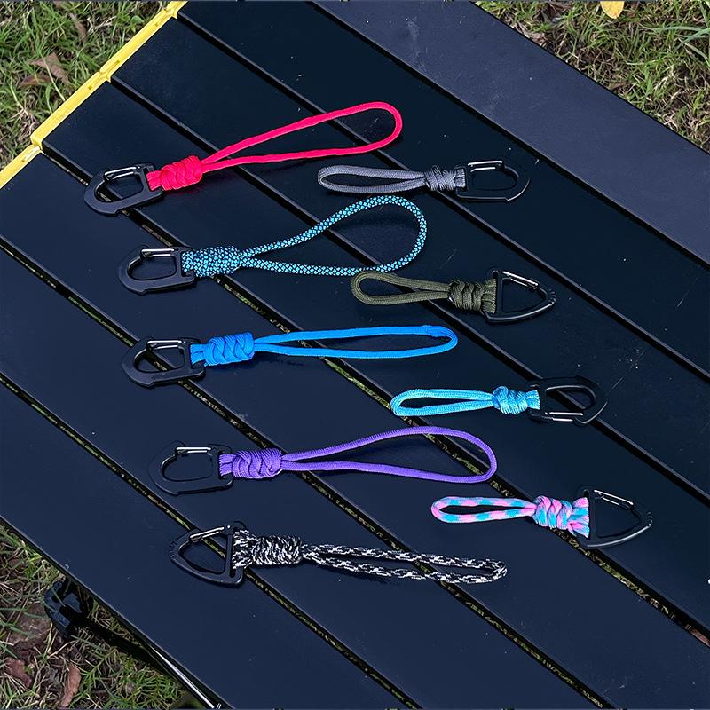 Neues 7-adriges Lanyard Schlüsselband, Anti-Verlust Handgelenk-Hängehaken, Multifunktionaler Dreiecks-Karabinerhaken für Outdoor-Camping