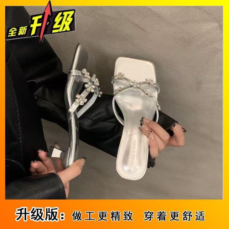 Square head open-toed temperament one-word slippers women's summer 2025 new simple flower rhinestone versatile niche shoes