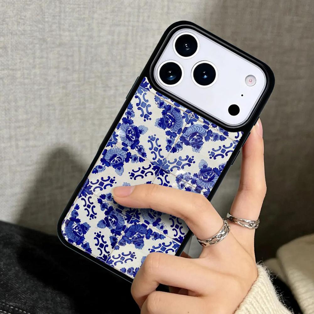 Capa Case for iPhone 17 Air 16 Pro Max 15 Plus 11 13 Mini 14 12 Back Phone Cover Blue And White Porcelain