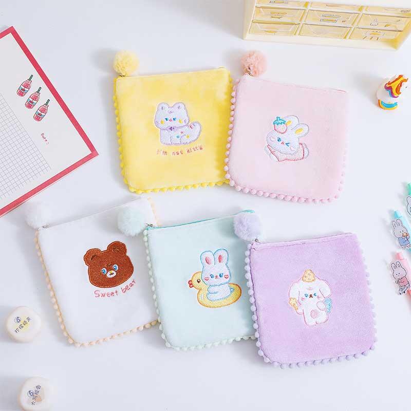 Samt-Quadrat Bestickte Hygienebinden Kosmetik-Mini-Tasche DD-11897