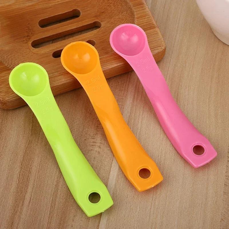 5pcs/Set Plastic Measuring Spoons 1 / 2.5 / 5 / 7.5/ 15ml Measure Gram Cups Child Milk Powder Spice Measuring Scoop Kitchen