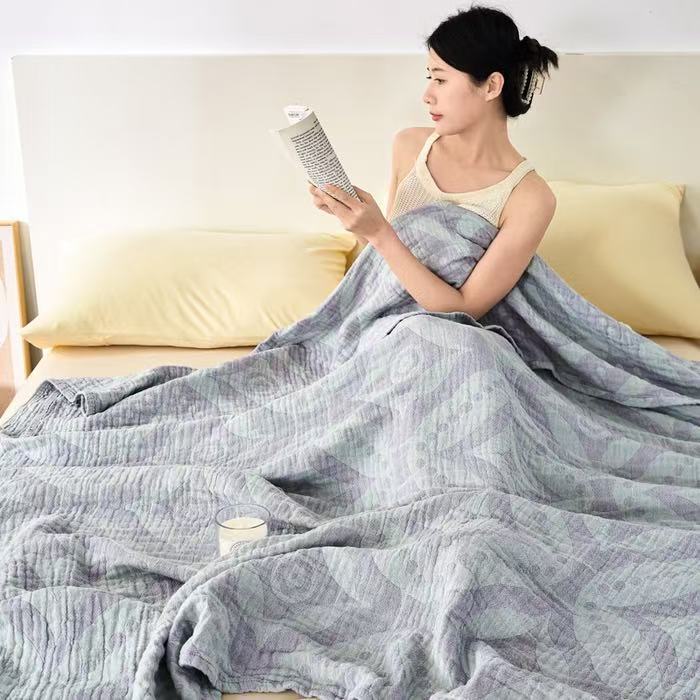 Class A Cotton Three-layer Gauze Throw Blanket Machine Washable Summer Air Conditioning Cool Quilt Office Nap Cover Blanket Soft Towel Quilt