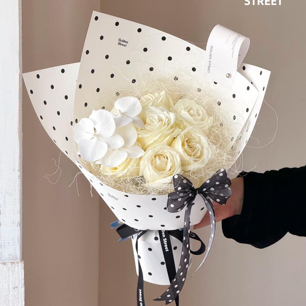 Thicken Plastic Creative Wrapping Pack Round Dot Flower Sheet Waterproof Bouquet Art Paper Aesthetic Holiday Present Packs