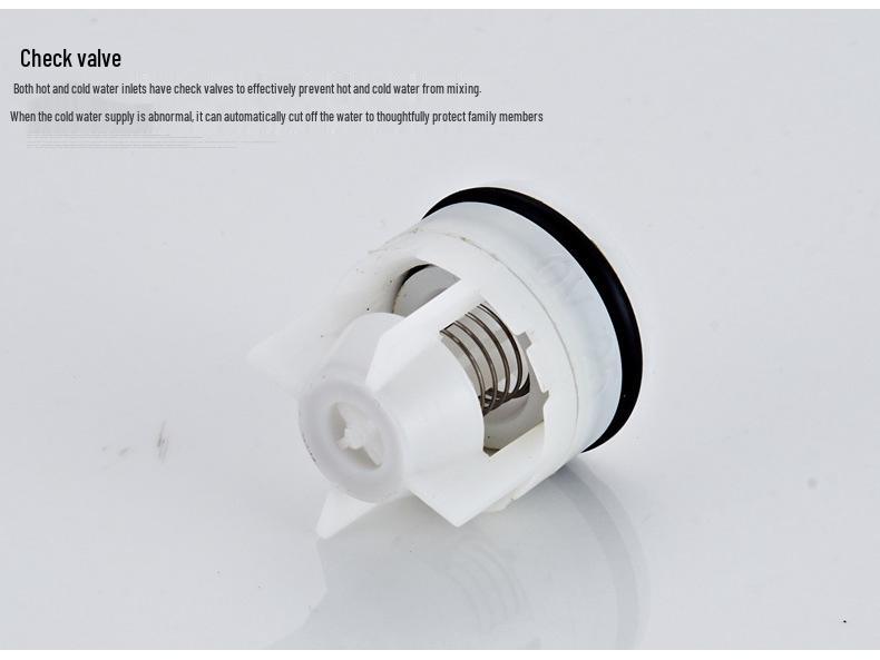 All-Copper Solar Thermostatic Mixing Valve for Shower - Three-Way Hot & Cold Water Control