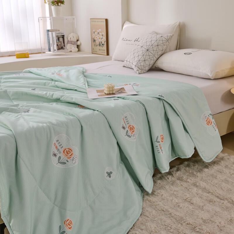 Hongdou Rose Essential Oil Summer Fiber Quilt