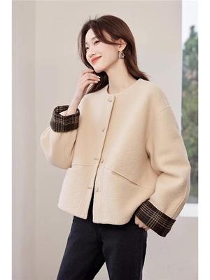 Stylish Short Down-Filled Woolen Coat - Solid Color, Thick Long-Sleeved Winter Jacket