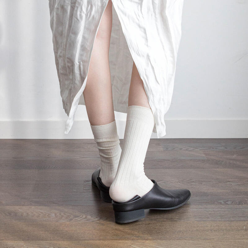 2 pairs of signature lip socks