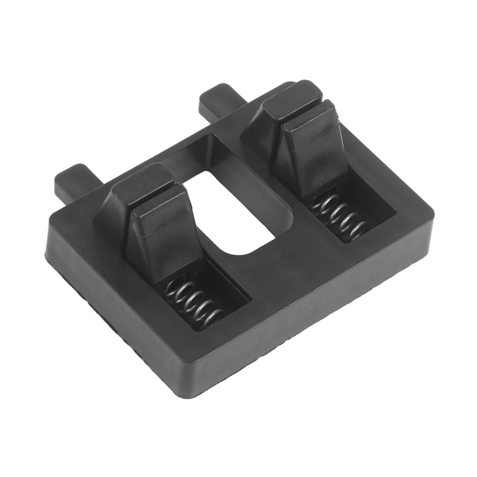 

Adjustable Clamps on Electric Wire Welding Fixture Accurate Positioning чорний