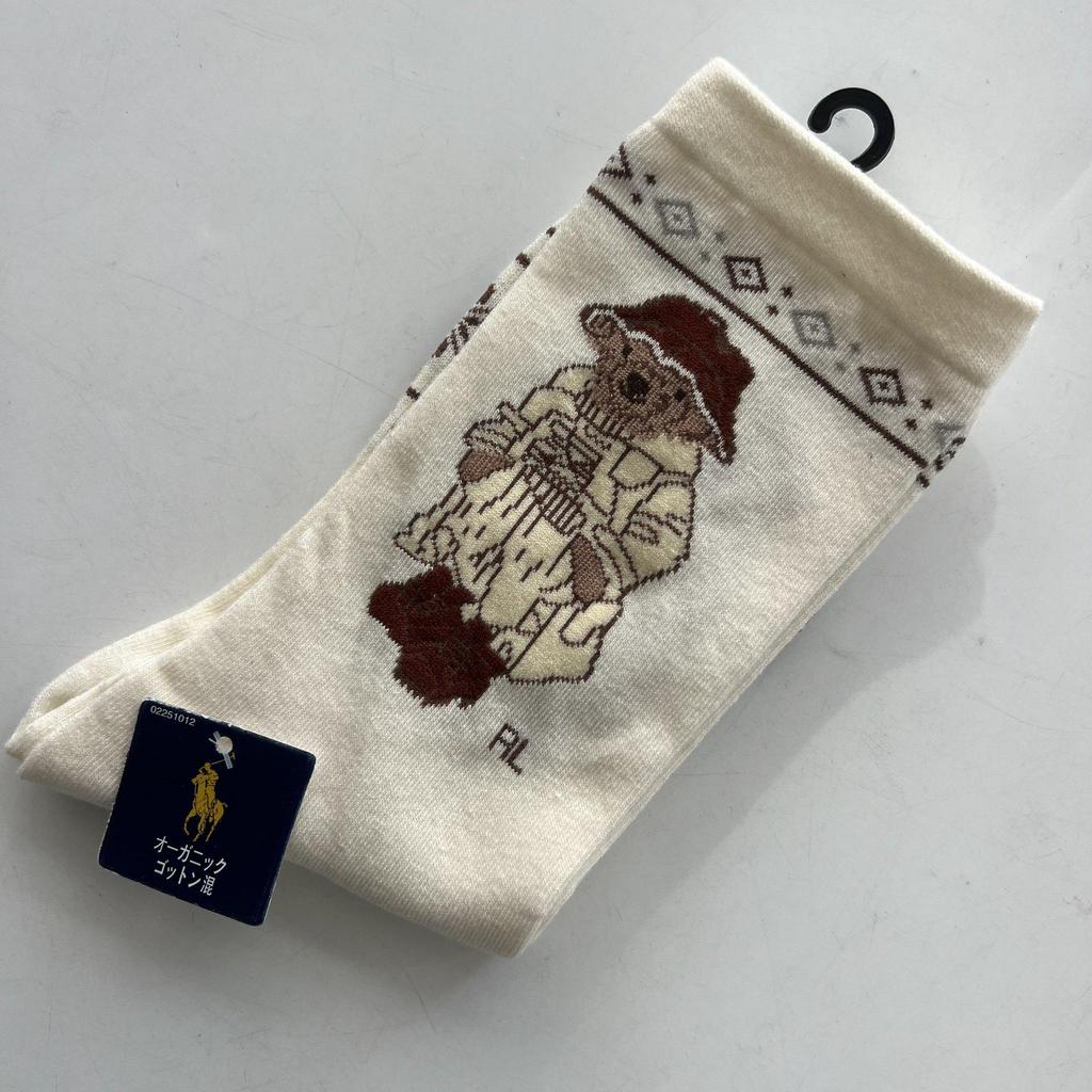 Trendy Mid-Calf Women's Cotton Socks - Four Seasons Style with Cartoon Little Bear Design