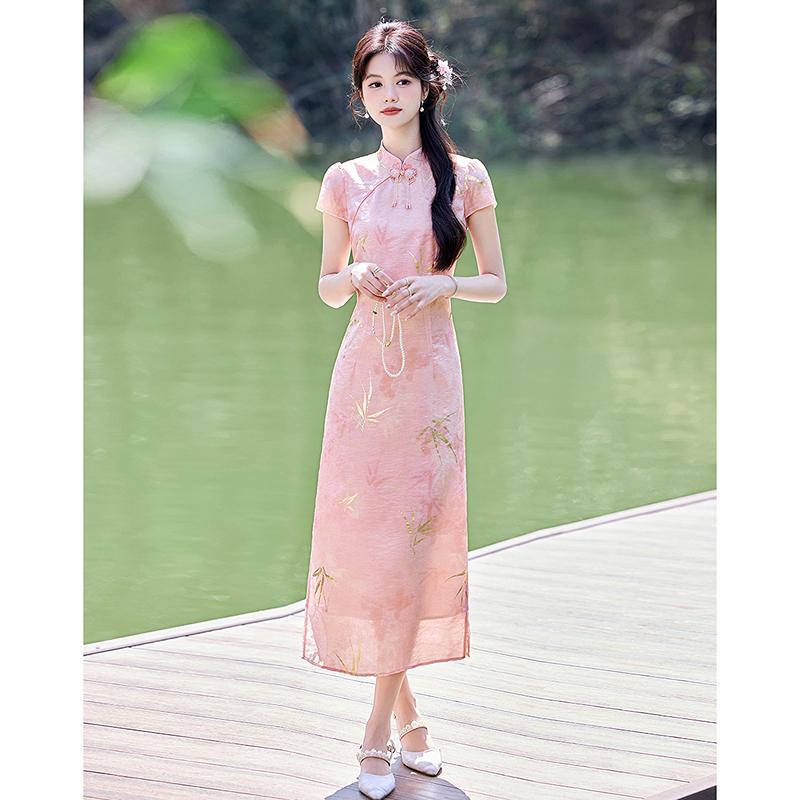 Design Sense Niche Fashion Temperament Slimming Dress for Small Figures