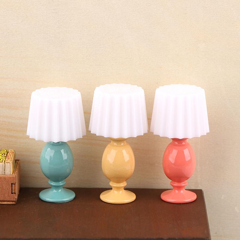 1:12 Dollhouse Miniature Desk Lamp Study Model Dollhouse Furniture Decoration Micro Scene Light Ornament Pretend Play Toys