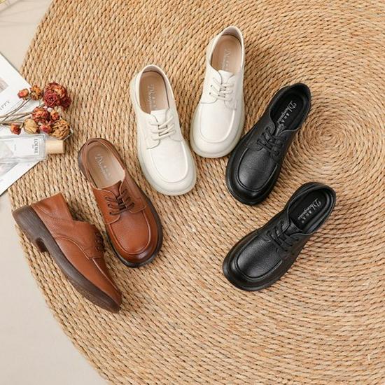 Women's Cowhide Flat Dancing Shoes - Round Toe, Low Heel, Breathable, Versatile, Casual, Comfortable.