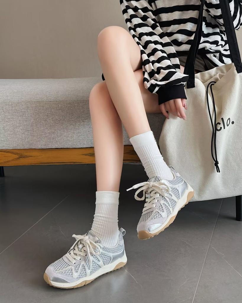 Retro contrasting color splicing flat-bottomed German training shoes women's 2025 new mesh breathable comfortable versatile casual Forrest Gump shoes