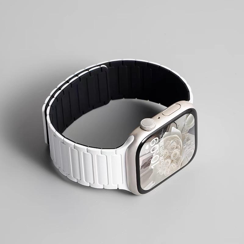 Strap for Apple Watch 10 Band 44mm 40mm 49mm 45mm 41mm 46mm Magnetic Silicone Loop Bracelet iWatch Series 11 9 8 7 6 Se ultra2 3 S10-42mm 38 40 41mm