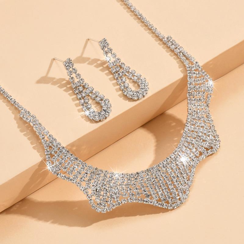 Brand new european and american crystal bridal party jewelry necklace wedding dress accessories jewelry set