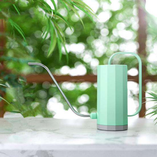Watering Can Easy To Carry Effortless Pouring Plastic Large Coverage Plant Sprinkler for Garden