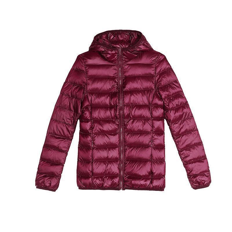 Women's Short Lightweight Padded Jacket, Korean Style, Slim-Fit, Warm Down Cotton Coat for Winter 2023