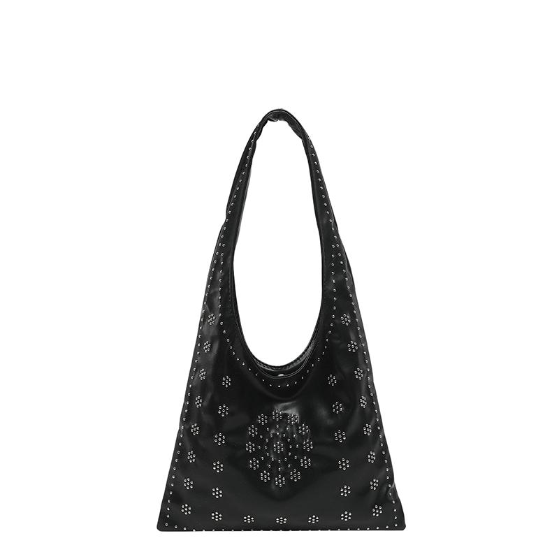 Punk Studded PU Hobo Shoulder Bag for Women Vintage Flower Pattern Leather Y2K Aesthetic Handbag for Daily Shopping чёрный