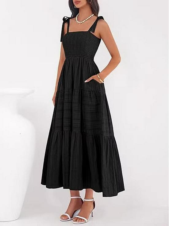 2026 European Summer Beach Pleated A-line Strappy Dress with Pockets