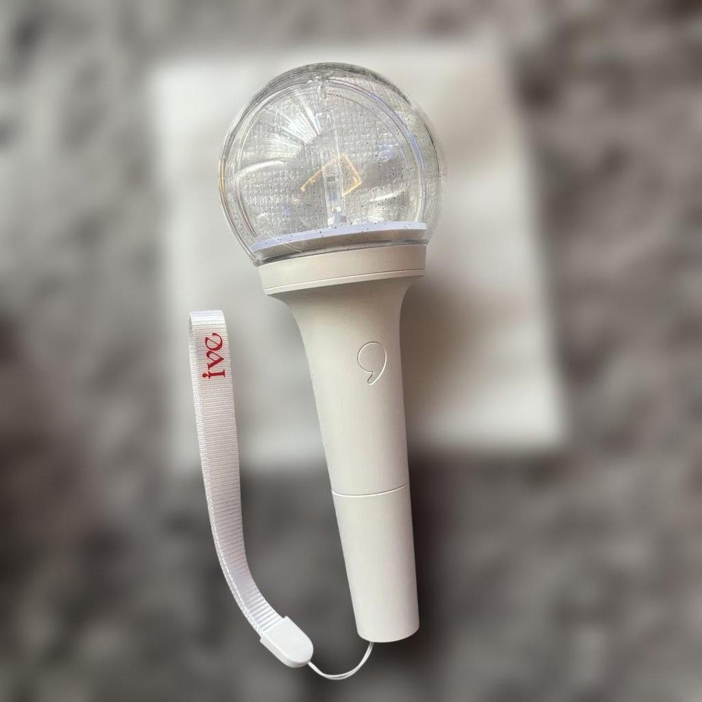 [USED] IVE Official Lightstick