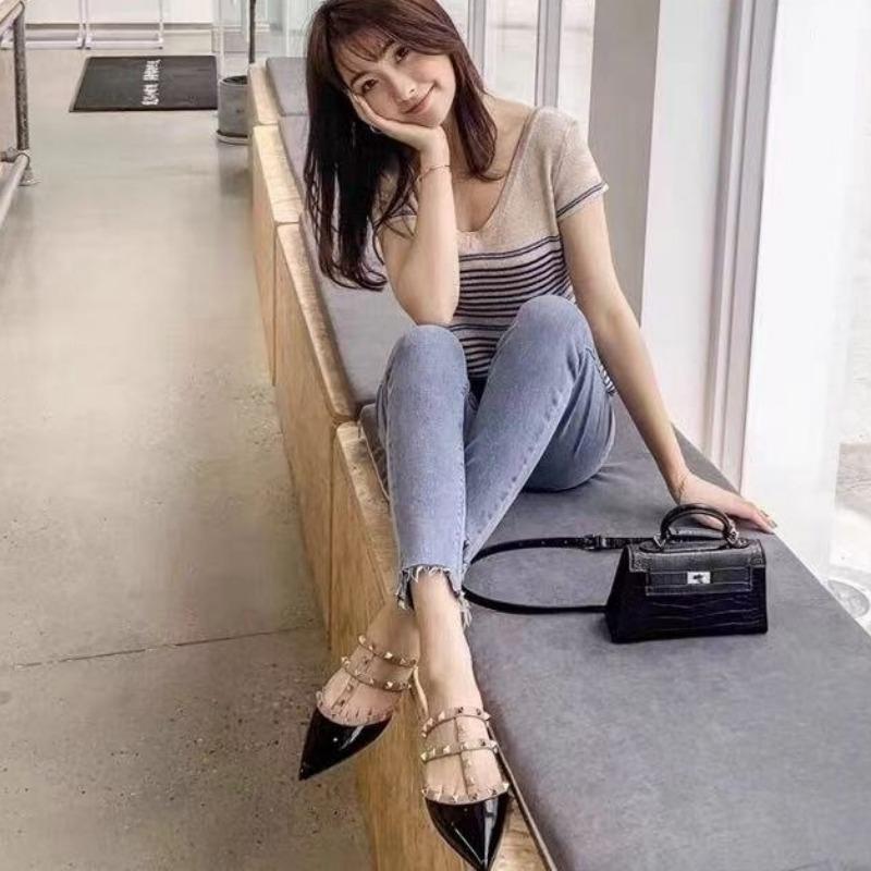 French niche fairy style square heel sandals 2025 summer outerwear new sexy lacquer leather bag head rivet low-heeled slippers