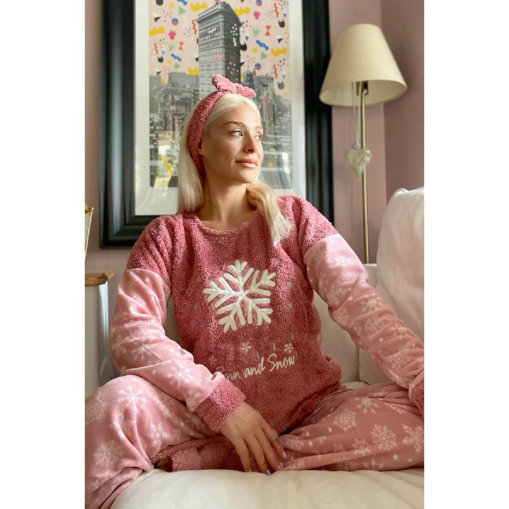 Set pigiama in peluche con motivo fiocchi di neve da donna