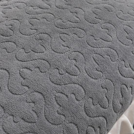 Velvet Pillowcase Autumn Winter Pillow Cover with Pleated Edge Skin-friendly Pillow