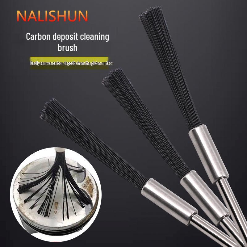 Kartáč na čištění karbonových usazenin pro spalovací komoru motoru