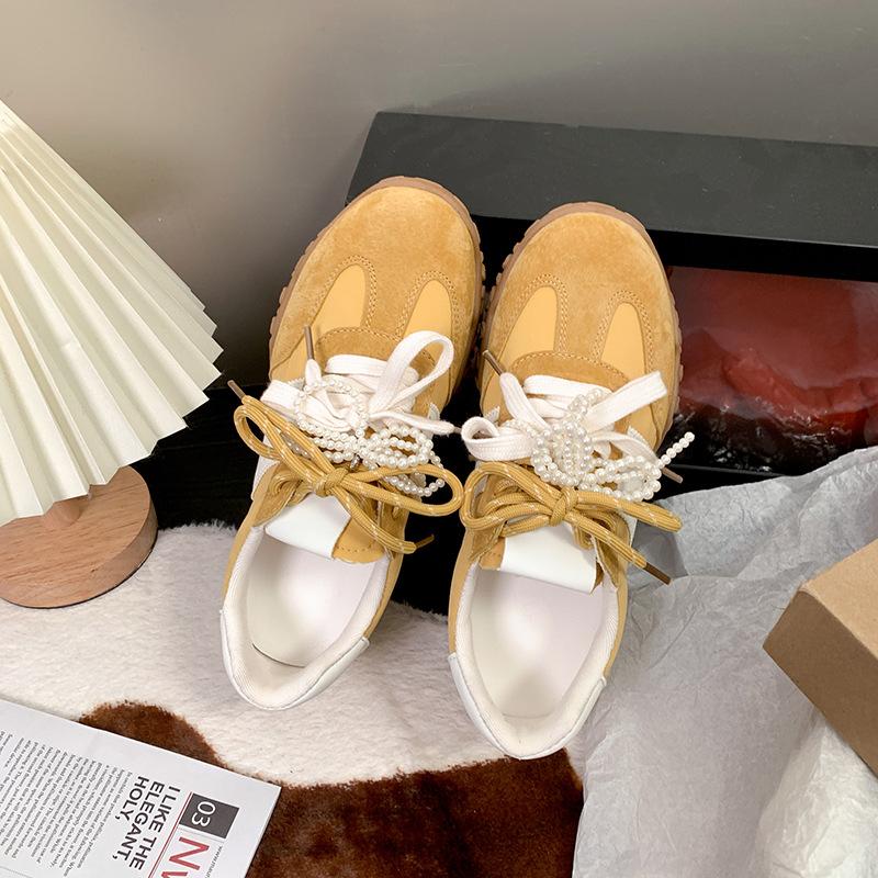 

Popular silver retro flat-bottomed German training shoes for women s 2025 new summer versatile soft-soled inner height-increasing Forrest Gum 40 жёлтый