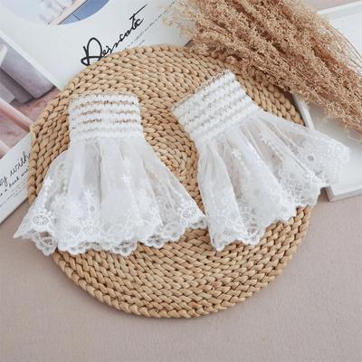 Damen Spitze Blumenmuster Mesh Trompetenärmel Rüschen Abnehmbare Falsche Ärmel Hochzeitsparty Dekorative Hemd Pullover Falsche Ärmel