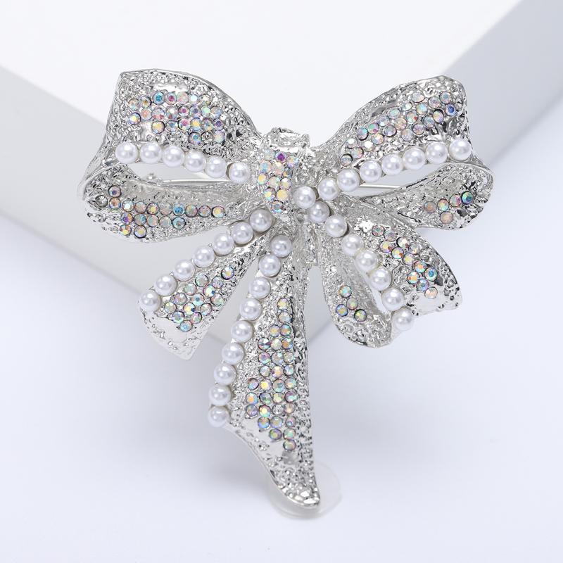 

Vintage Fashion Pearl Rhinestone Bowknot Brooches For Women Clothing Coat Corsage Accessries Gifts срібний