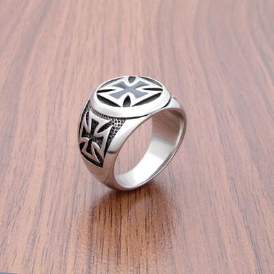 Bague Anneau Croix Punk en Acier Inoxydable 316L Couleur Argent Résine Époxy Noire Bijoux de Mode Classique