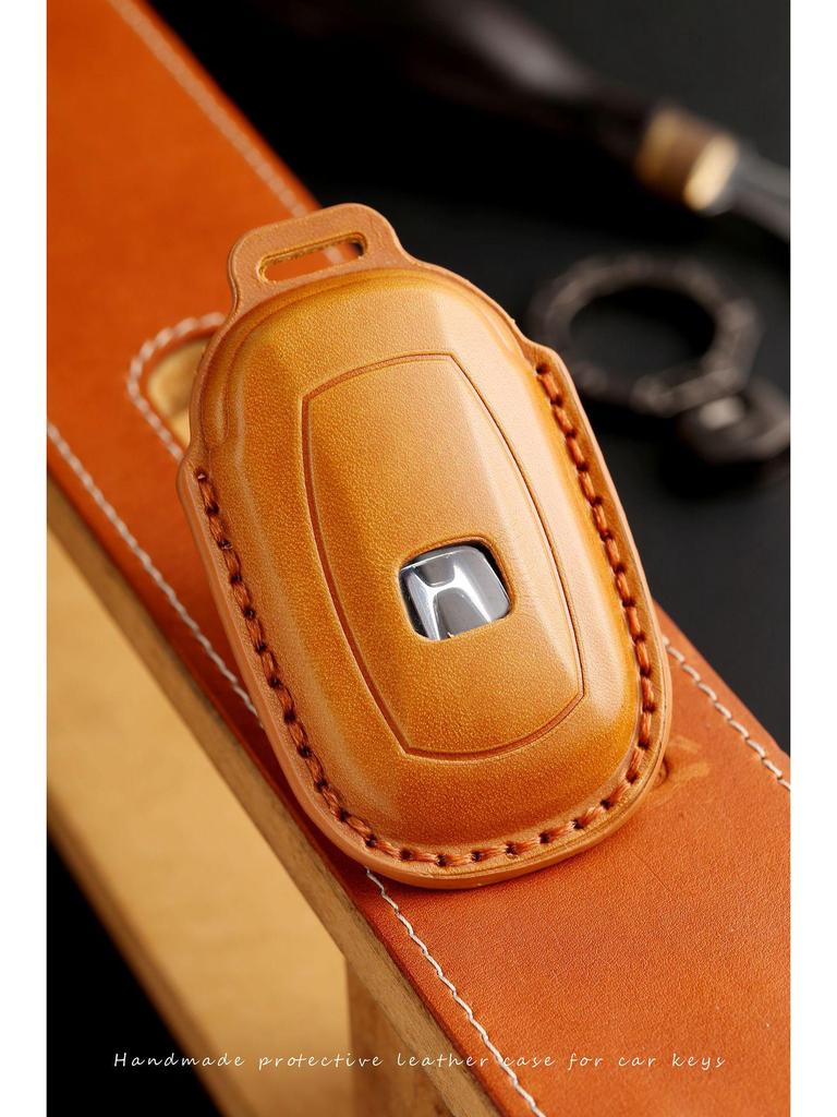 2024 Honda Odyssey & Elysion Key Cover: Genuine Leather Remote Control Case with Buckle.