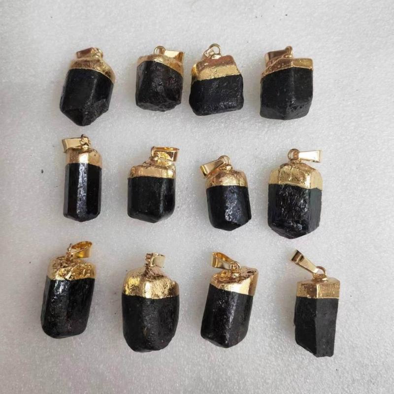 Handcrafted Natural Stone Neckchains Black Tourmalines Pendant Necklace Stones Drop Pendants Costume Accessories Choker