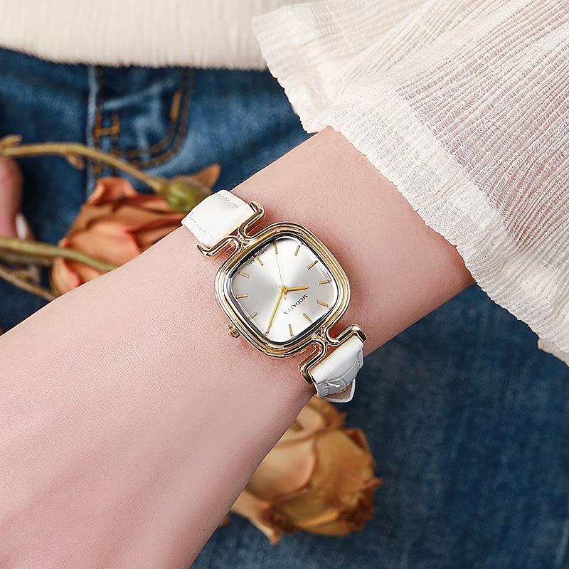 2023 Korean Retro Women’s Quartz Belt Watch: Chic, Versatile, and Timeless